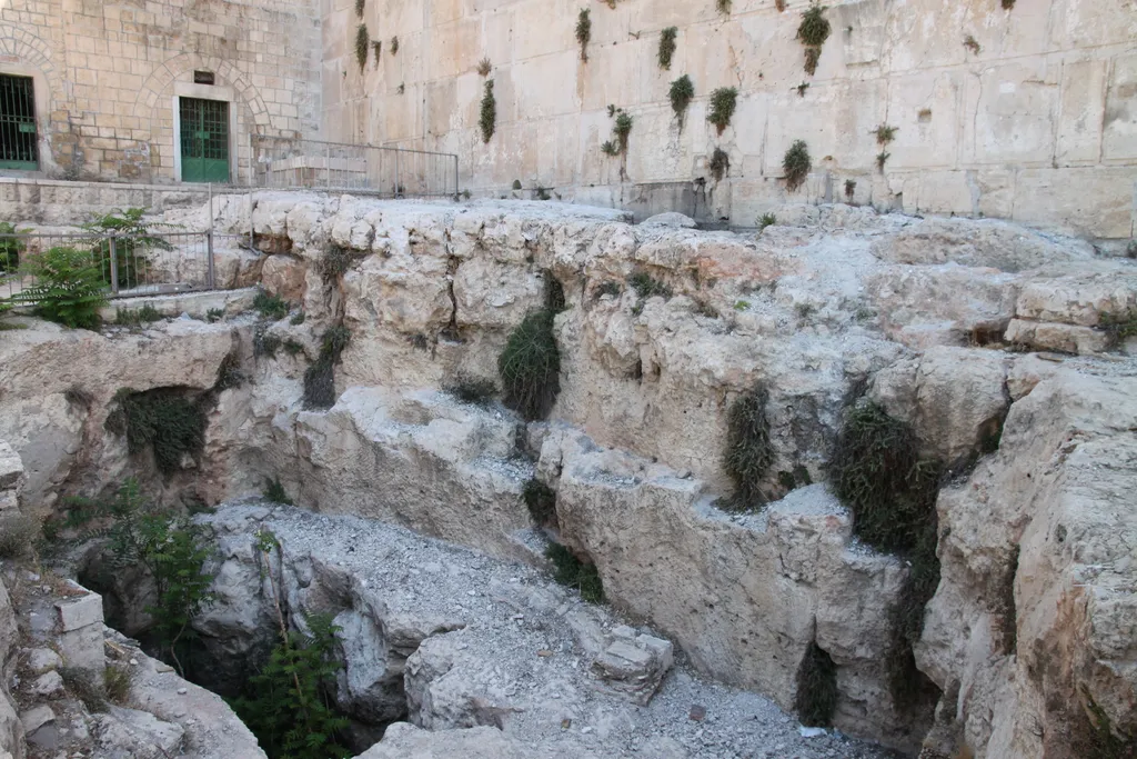 Tombs of Abraham and Sarah at Hebron (close-up)