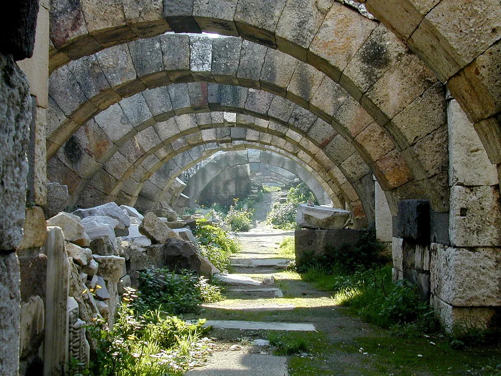 Agora First Level Arches at Smyrna