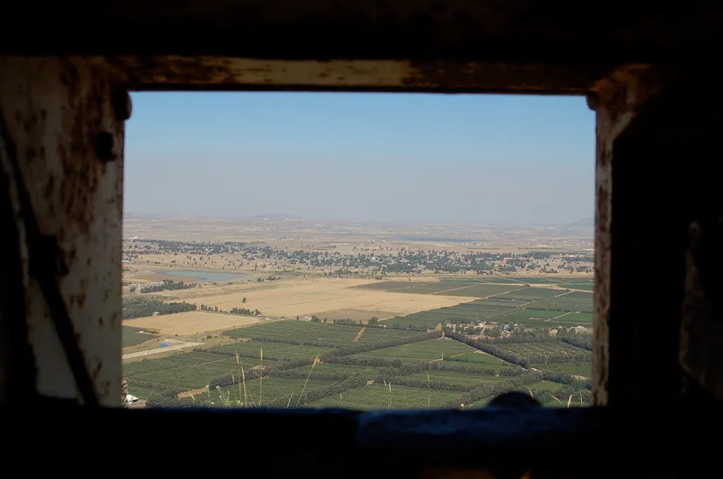 Syria Through a Gun Turret from the Golan Heights