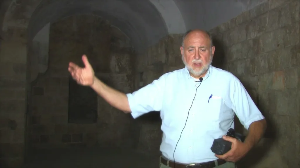 Visit to Tombs at Ecolé Biblique with Tom Powers (2 Chr 24:25)